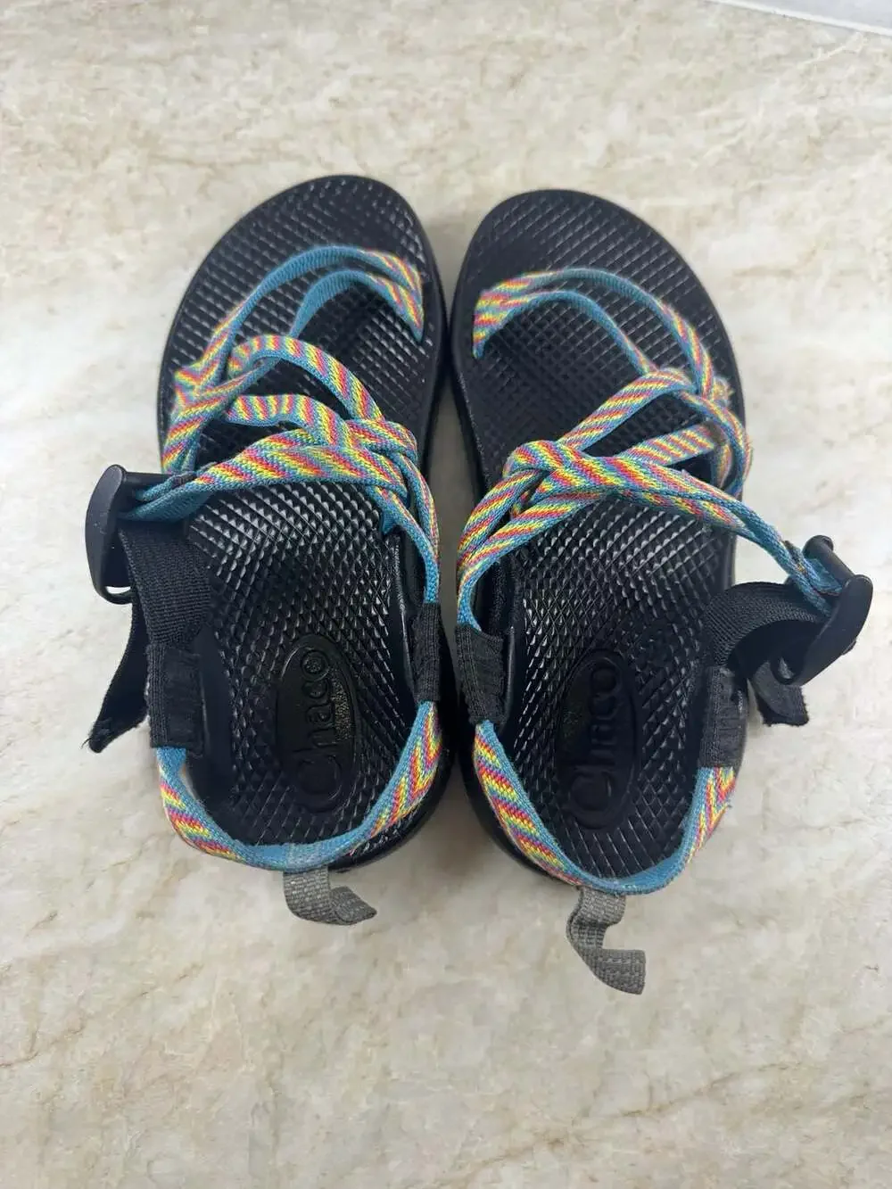 Chaco ZX/2 Classic Youth Sport Sandals Rainbow Chevron Straps Size 2 Black